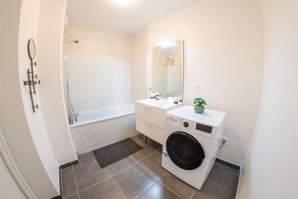 Paris & Disneyland - 2Min From Train Station - Free Private Parking Villiers-sur-Marne Buitenkant foto